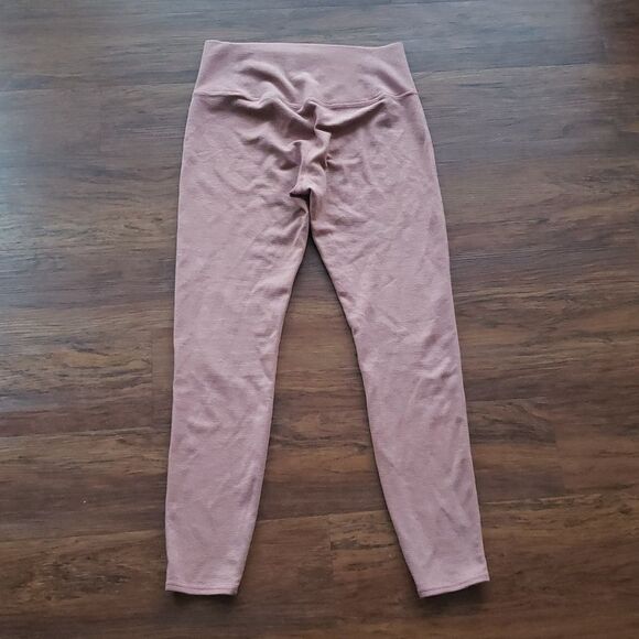 EUC Vuori Textured Rose Pink Trendy Chic Athleisure Casual Bottoms Size Large - Picture 7 of 7